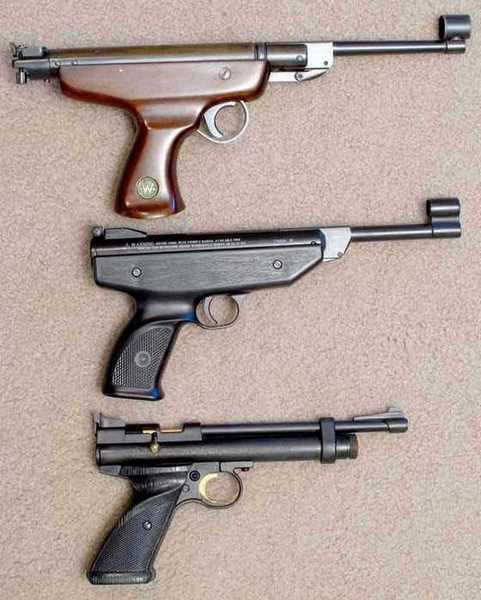 Beeman HW 70A air pistol with BSF S20 and Crosman 2240